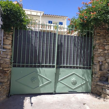 Appartement Centre Ville Du Boulou Pour 2 Adultes-2 Enfants- Check In 17H-21H--Juillet-Aout Reservation De 7 Jours Mini Ле-Булу Экстерьер фото